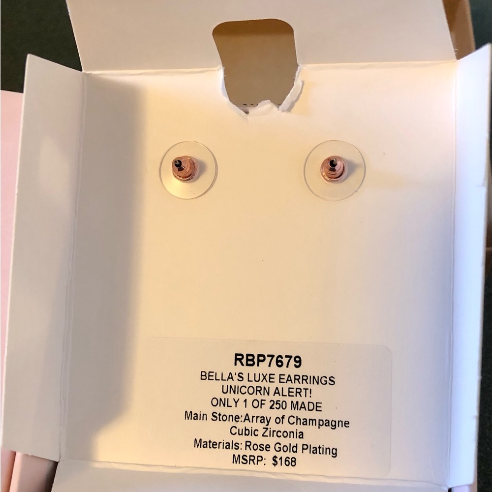 NEW IN BOX Bomb Party Reign Bella’s Luxe Earrings - Unicorn - Only 1 of 250 made - Picture 5 of 10